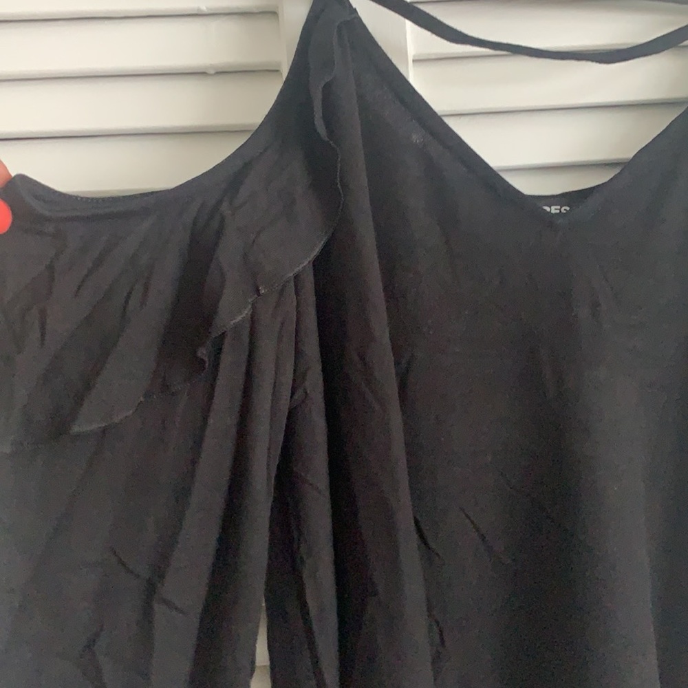 Express cold shoulder shirt - Picture 2 of 3